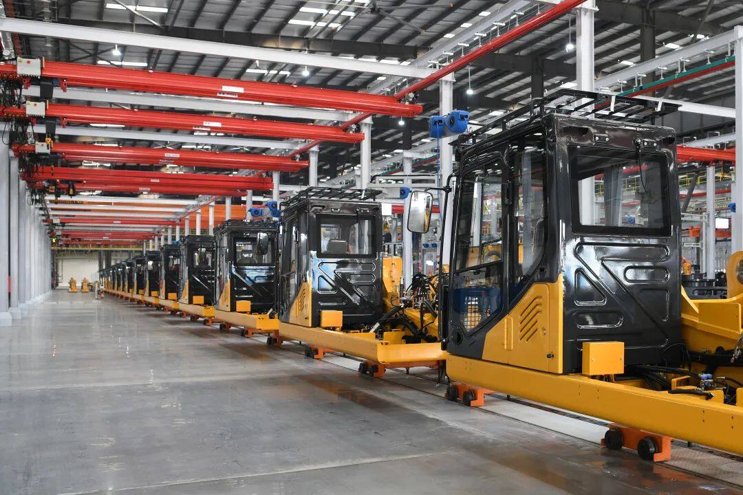 柳工挖掘机智慧工厂开工建设(图1)